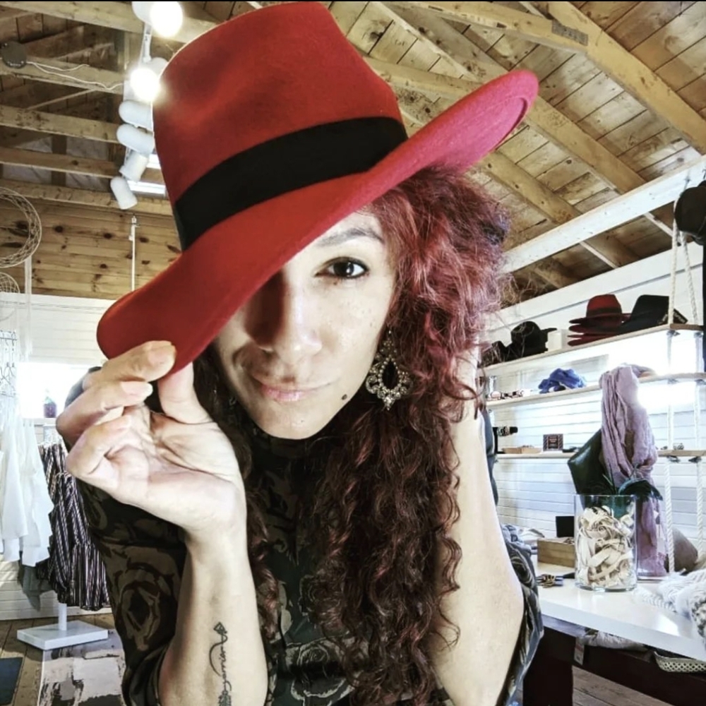 Meet your Posher, Ellen